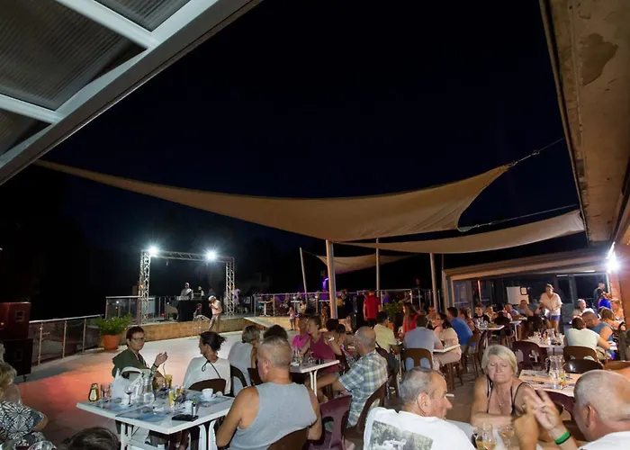 Camping Mobil Cosy à Avec Terrasse - Api-1-52-1182 Hyères